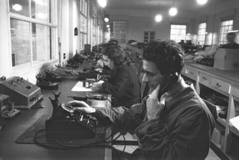 Bologna marzo 1950: viaggio nell'Officina Timo